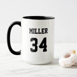 Taza Camiseta Deportiva Negra y Blanca Moderna Personal