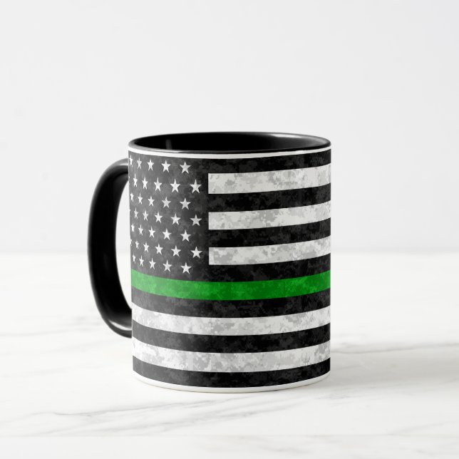 Taza Camo delgado de la línea verde (Anverso izquierdo)