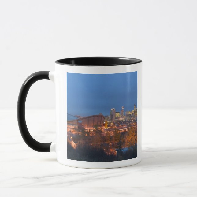 Taza Canadá, Alberta, Calgary: horizonte de la ciudad d (Izquierda)