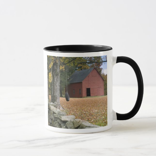 Taza Canse el oscilación a lo largo de un camino en (Derecha)