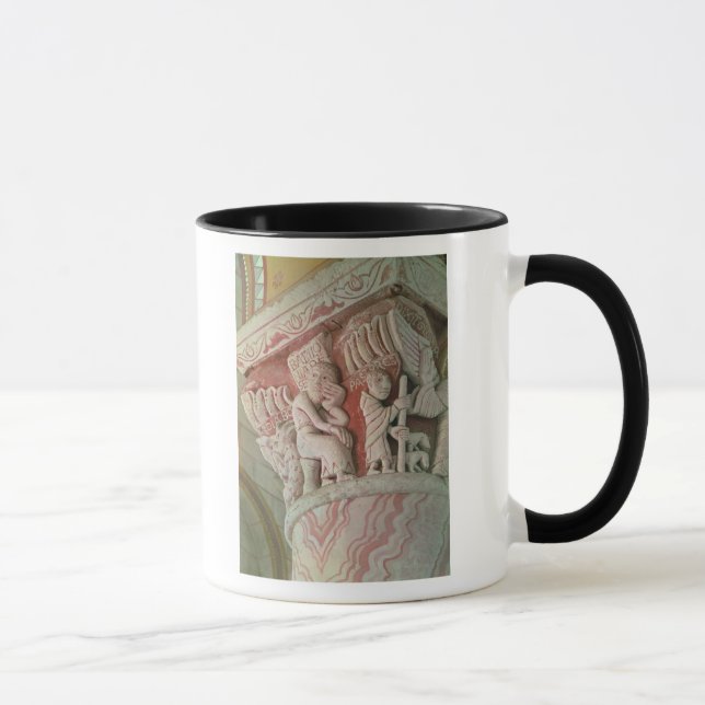 Taza Capital del presbiterio de 'Babilonia (Derecha)
