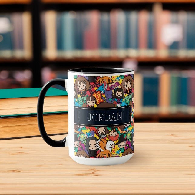 Taza Carácter de Harry Potter personalizado | Añadir su (Mug on table)