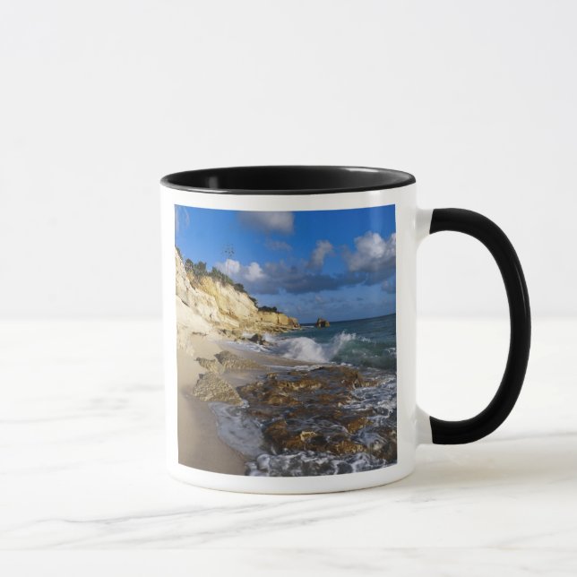 Taza Caribe, St. Martin, acantilados en la playa de Cup (Derecha)