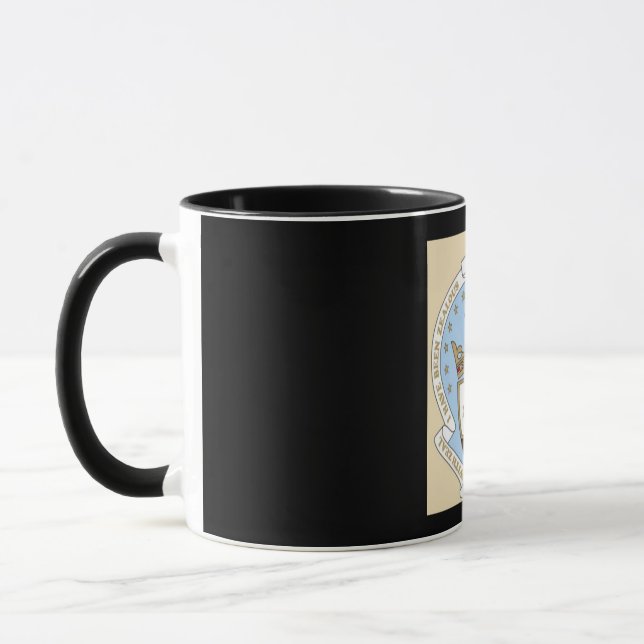 Taza carmelita con el fondo negro (Izquierda)