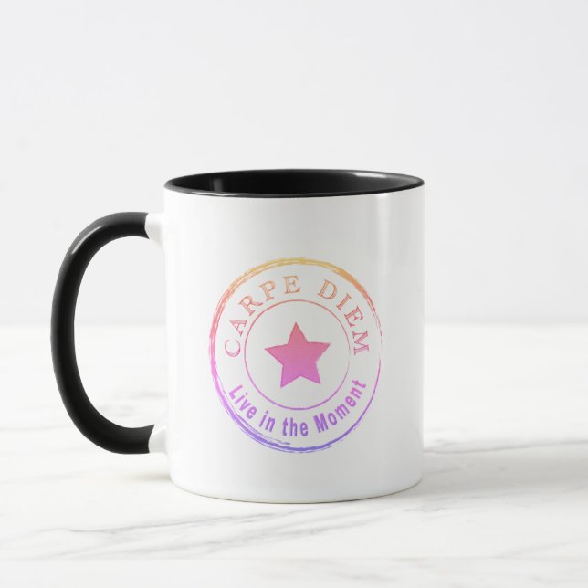 Taza CARPE DIEM, Live in the Moment Guay Coffee Mug (Izquierda)
