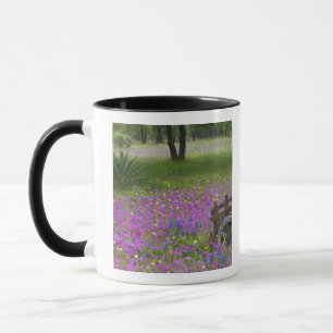 Taza Carro de madera en campo de Phlox, Blue Bonnets