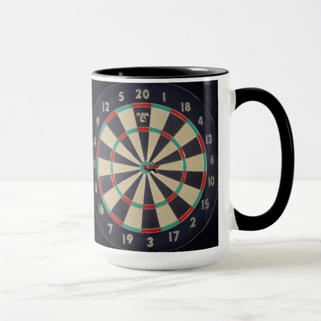 Taza Cartón Con Dart En Bullseye, (Derecha)
