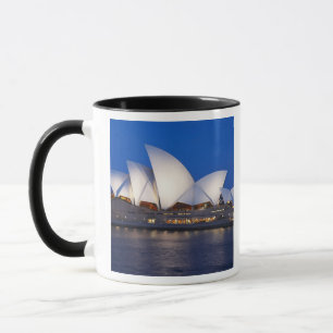 Taza Casa de la Ópera de Sydney por la noche, Sydney, N
