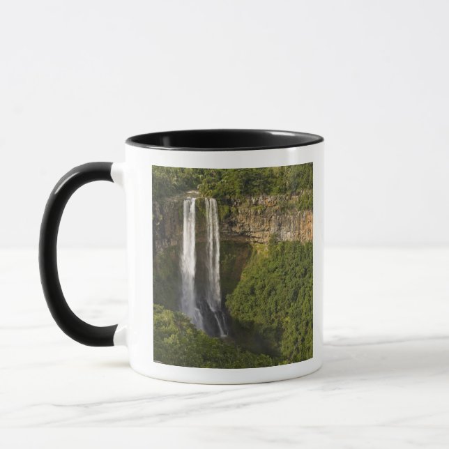 Taza Cascada Chamarel más alta de Mauricio, sobre (Izquierda)