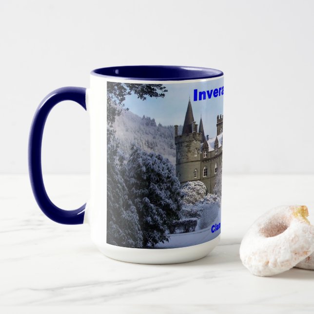 Taza Castillo Campbell Inveraray de Nieve de Escocia (Con donut)