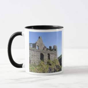 Taza Castillo de Dunluce cerca de Bushmills y Portrush,