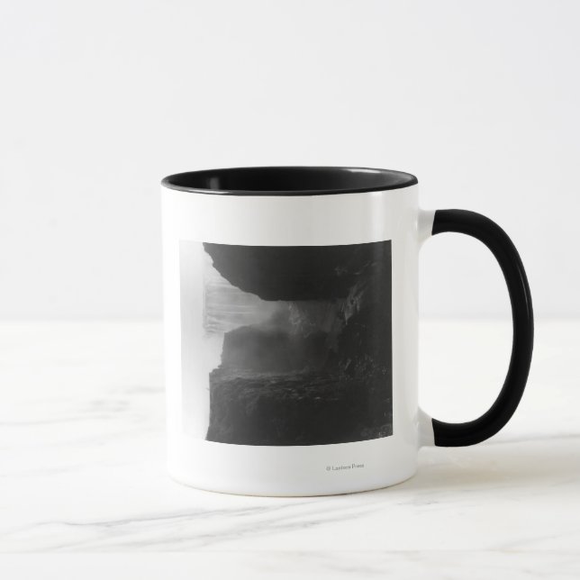 Taza Cataratas Victoria en Rodesia. Fotografía de Rodes (Derecha)
