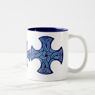 Taza céltica azul del nudo