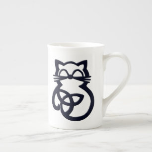 Taza céltica de la porcelana de hueso del gato del