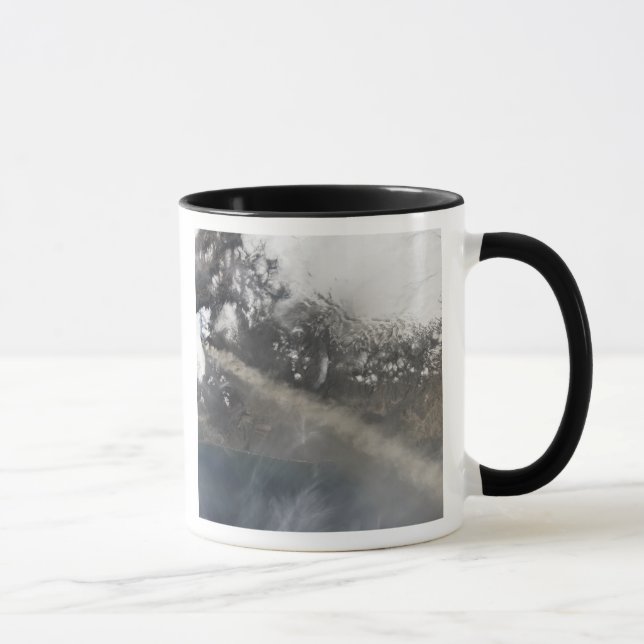 Taza Ceniza y vapor siguen creciendo (Derecha)