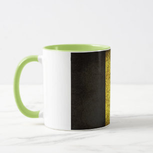Taza Cerámica cubierta de la bandera belga vieja y espo