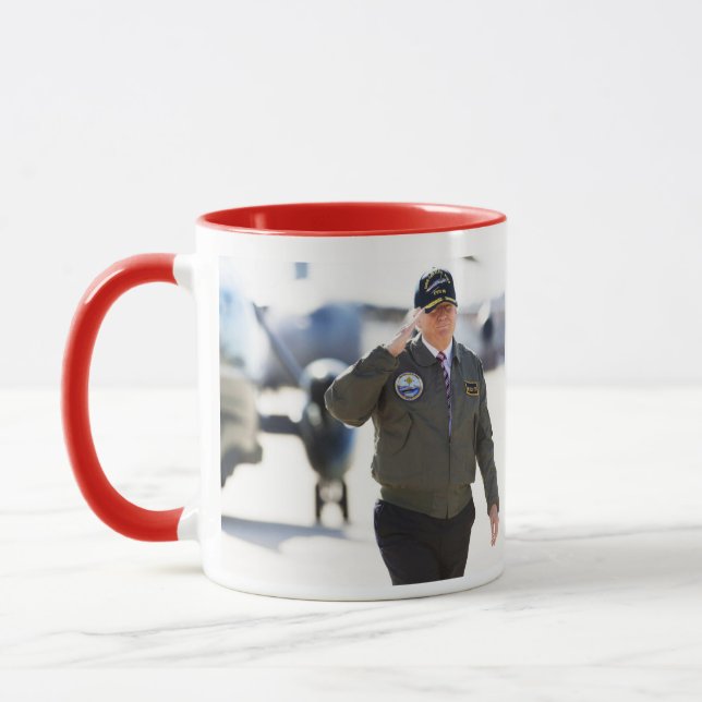 Taza Cerrar La Frontera Trump 2024 (Izquierda)