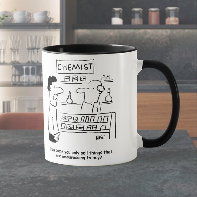 Taza Chemist vende productos embarazosos. Farmacéutico (Subido por el creador)