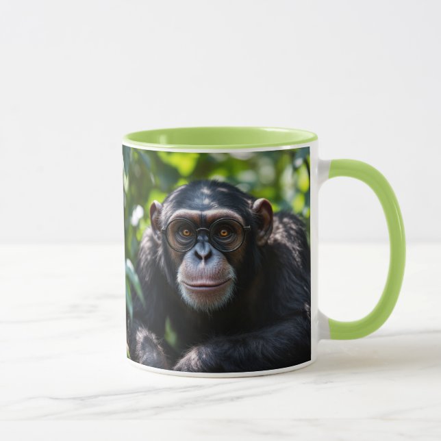 Taza Chimpanzé curieux avec lunettes dans la jungle. (Derecha)