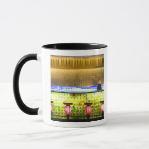 Taza China, Shanghai. Bar en el bar Xin Tian Di 2