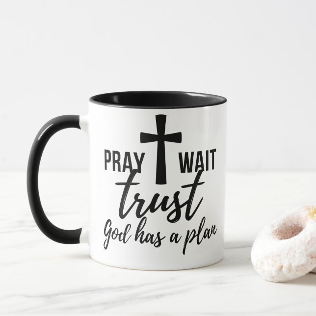 Taza Christian Mug Pray Wait Trust... Dios tiene un pla (Con donut)