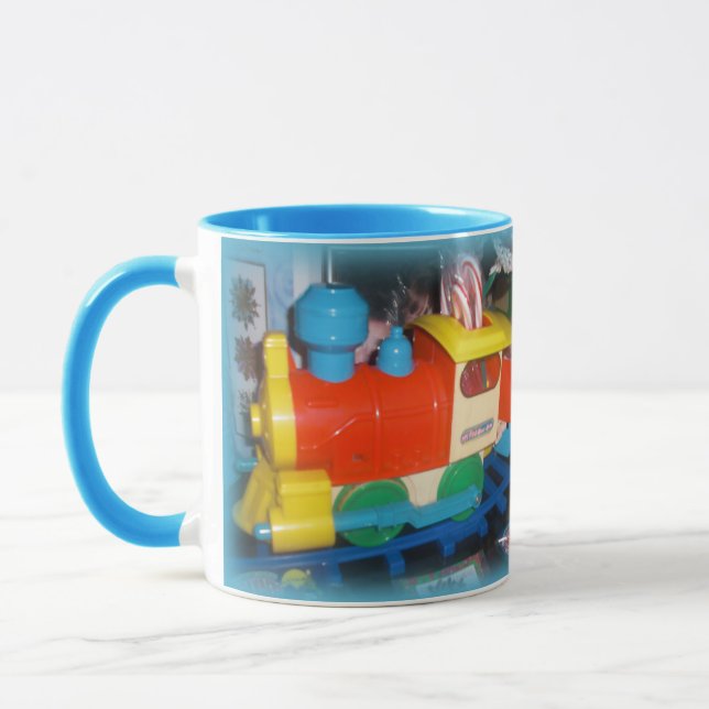Taza Christmas Holiday Toy Train Customize Personalize (Izquierda)