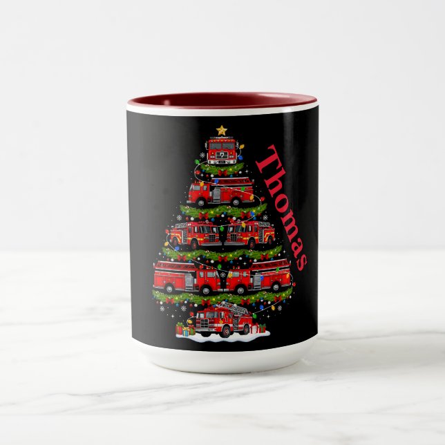 Taza Christmas Tree Design Made of Fire Trucks  (Centro)