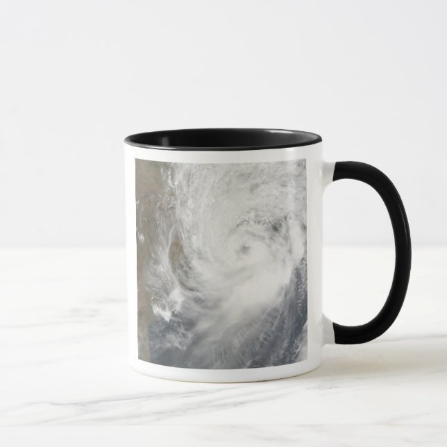 Taza Ciclón tropical Aila (Derecha)