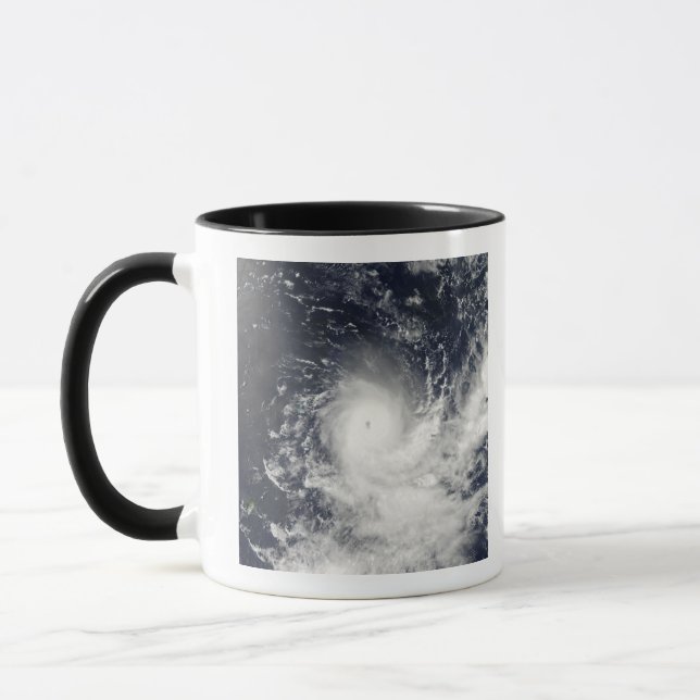 Taza Ciclón tropical Gelane (Izquierda)