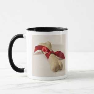 Taza Cinta roja atada a la invitación del perro