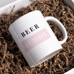 Taza Cita divertida de color negro y rosa con el amigo<br><div class="desc">Celebra tu pareja de beber favorita con esta elegante taza "Beer Buddy" en un moderno diseño rosa negro y pálido. Ya sea para un novio, marido, mejor amigo o padrino, esta tontería lúdica y minimalista es perfecta para cumpleaños, vacaciones o simplemente porque. Personalizar con un nombre o déjalo como es...</div>