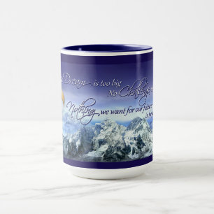 Taza Cita inspiradora Eagle de Donald Trump y montañas