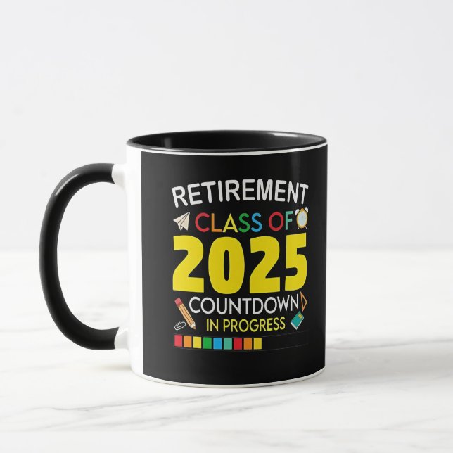 Taza Clase de Jubilación de 2025 Cuenta regresiva en pr (Izquierda)