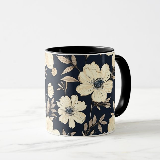 Taza Classic Cream Flowers On Dark Navy Blue Background (Anverso derecho)