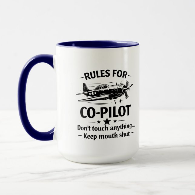 Taza Co-Pilot Rules WWII Plane Humor Tee (Izquierda)