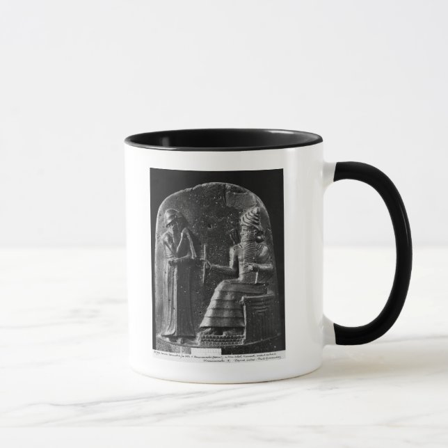 Taza Código de Hammurabi, top del stele (Derecha)