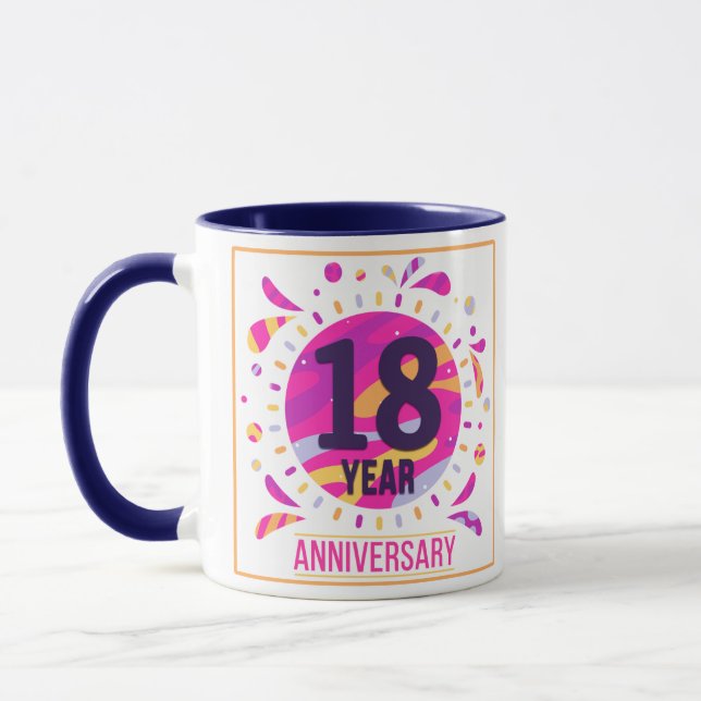Taza Coffee Mug, 18 años (Izquierda)