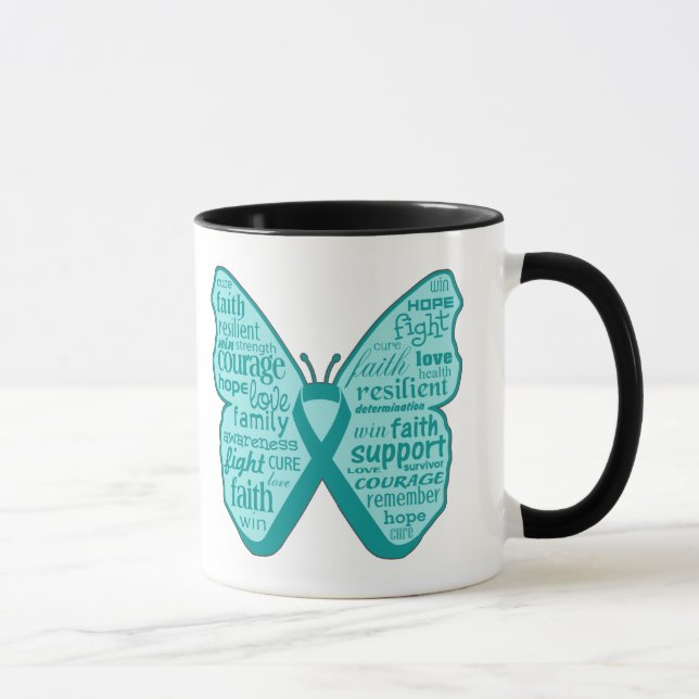 Taza Collage de la mariposa del cáncer ovárico de (Derecha)