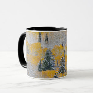 Taza Colores de otoño de ápenes y paso de nevada fresca