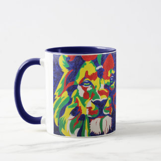 Taza colorida del león del arte pop