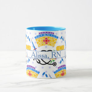 Taza Coloridas herramientas de Enfermería sobre puntos 