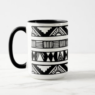 Taza combinada de la impresión tribal negra y