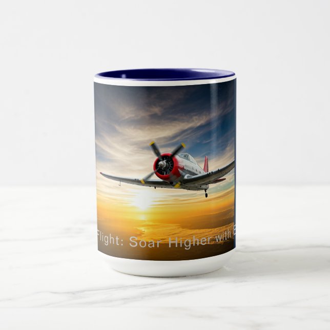 Taza "Combustible para vuelo: ¡Sube más alto con cada s (Centro)