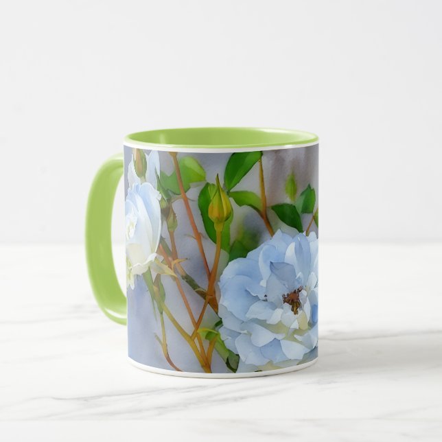 Taza con Arte de Flores de Rosas Blancas (Anverso izquierdo)