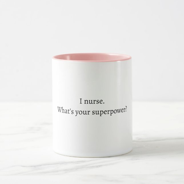 Taza con cita divertida de enfermera (Centro)