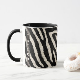 Taza con estampado de cebra y nombre personalizado