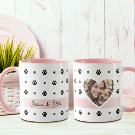 Taza con foto y texto de pata de perro rosa