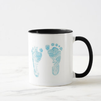 Taza con huella de pie de bebé