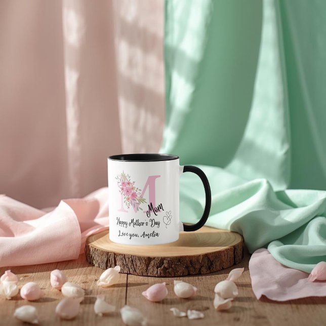 Taza con la inicial de Mamá personalizada (Subido por el creador)