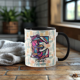 Taza con llamativo monograma geométrico - E para E